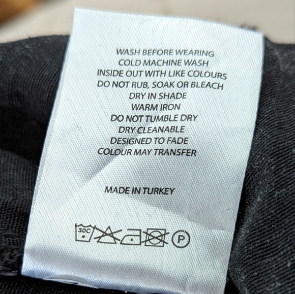 White Fox Jeans, Size XS, Black, Distressed - Picture 2 of 12